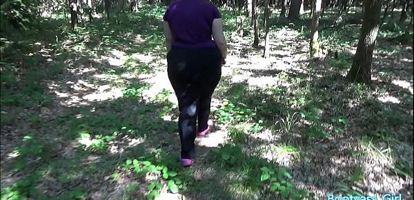  Booty Young Girlfriend Blowjob and Fuck in Forest! - Livehornycam.com